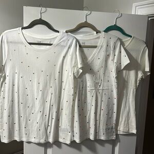 3 NWT /NWOT tshirts, lot, white size L. Excellent condition, great deal